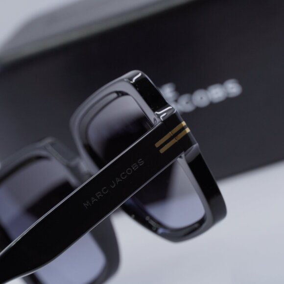 Marc Jacobs MJ 1034/S 0RHL 9O Square Sunglasses - Black/Grey Gradient - Picture 6 of 8